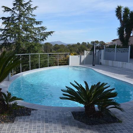 Belle Maison Avec Piscine Dans Les Hauteurs A Saint Raphael المظهر الخارجي الصورة